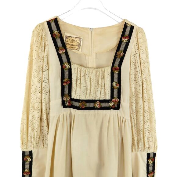 1970s Vintage Gunne Sax Prairie Dress Cream Lace Floral Embroidered Dress Medium - Picture 3 of 14